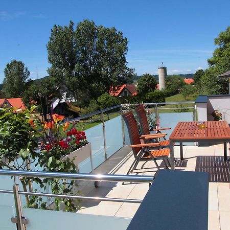 Hotel & Fruehstueckspension Raabtal Фелдбах Екстериор снимка